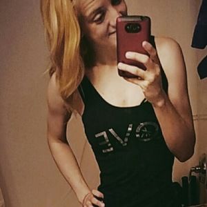 Meet your Posher, Kristina